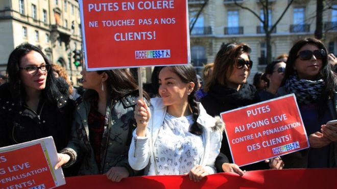Procenjuje se da u Francuskoj ima između 30.000 i 40.000 seksualnih radnica. Fotografija: AP